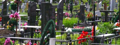 У поминальні дні на Херсонщині діє заборона на відвідування кладовищ