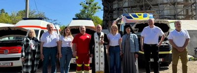 До Харкова прибули карети швидкої допомоги, закуплені парафією УГКЦ з Ганновера