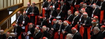 До Рима прибули всі 133 кардинали, які обиратимуть нового Папу