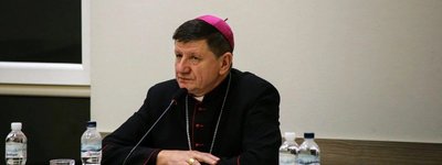 Єпископ РКЦ Скомаровський: "Надіємося, що настане мир і Папа приїде в Україну"