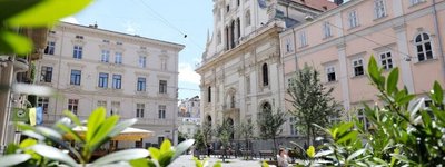 Площу біля Гарнізонного храму у Львові зроблять безбар’єрною