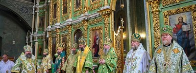 Митрополит Епіфаній очолив Літургію українською мовою у звільненому соборі Чернігова