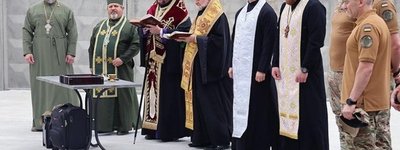 Православні і греко-католики освятили місце під будівництво військового храму