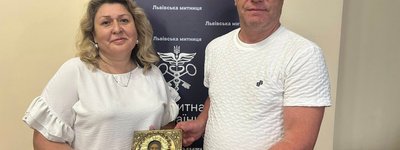 До Тернопільського музею повернули ікону, яку незаконно намагався вивезти громадянин Канади