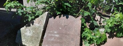 У Львові волонтери товариства єврейської культури перевезли на цвинтар близько 190 мацев