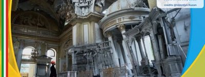 На римській конференції з відбудови представили фотовиставку з понівеченим Одеським собором