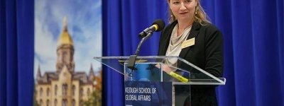 професорка Хосефіна Ечаваррія
