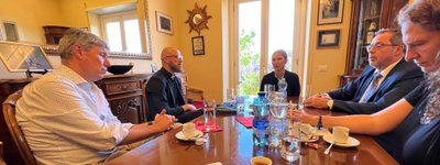 Олена Кондратюк у Ватикані розповіла керівнику Caritas International про погіршення гуманітарної ситуації в Україні