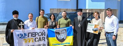 Митрополит Епіфаній благословив та передав автомобіль для воїнів 4-ї окремої танкової бригади