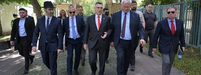 Андрій Сибіга разом з ізраїльським колегою Гідеоном Сааром відвідали Бабин Яр