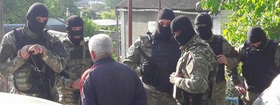 Шукали зброю. Силовики "ЛНР" провели обшук у Будинку молитви