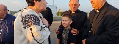 В Україну прибув посланець Папи Римського кардинал Сепе