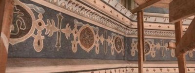 У Бережанах реставрують столітні розписи в церкві Пресвятої Трійці