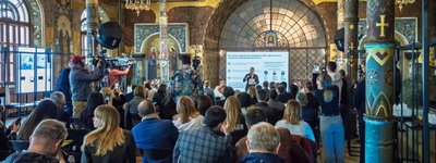 У Києво-Печерській лаврі обговорили, як зміцнювати власну ідентичність
