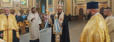 Єписоп Мілан Стіпіч у храмі Царя Христа