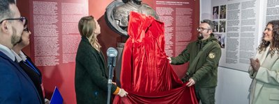 На території Києво-Печерської лаври встановили погруддя Івана Мазепи