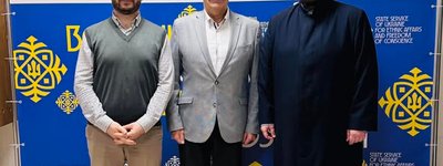 Муфтій Мурат Сулейманов презентував голові ДЕСС «Атлас ісламської культури»
