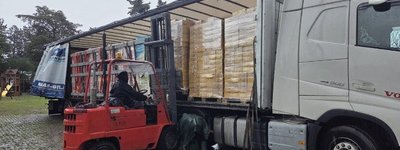 Папа Лев XIV надіслав в Україну три вантажівки з гуманітарною допомогою