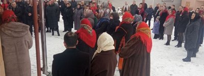 У конфліктному храмі через дату Різдва в Космачі не відправили Різдвяну Службу 7 січня