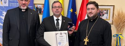 Предстоятель ПЦУ нагородив церковним орденом посла України у Ватикані