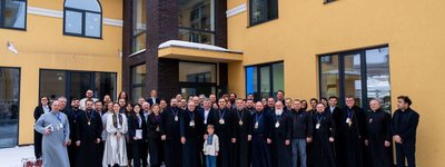 «Голос УГКЦ у світі»: у Чернівцях говорили про церковну дипломатію і відповідальність
