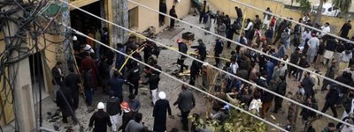 Пакистанські сили безпеки заарештували чотирьох підозрюваних в організації вибуху в шиїтській мечеті