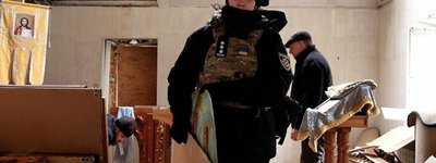 З прифронтового села на Запоріжжі капеланський патруль разом з поліцейськими евакуював церковні святині