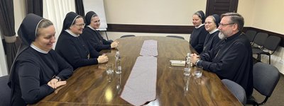 Глава УГКЦ  з новообраною настоятелькою Згромадження сестер Пресвятої Родини обгорили виклики служіння