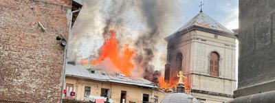 Российский дрон попал в дом рядом с церковью святого Андрея в центре Львова