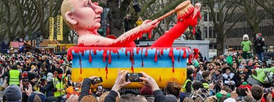 На Росії заочно судили німецького скульптора за сатиру на Путіна та Кирила