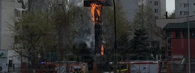 У Польщі у Страсну п'ятницю загорівся 17-метровий хрест