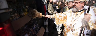 Глава УГКЦ освятив паски та великодні страви для військових на передовій
