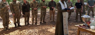 Як освячують паски у бліндажах і доставляють їх дронами: капелан про Великдень на фронті