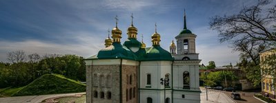 Церква Спаса на Берестові у Києві знову запрошує на екскурсії