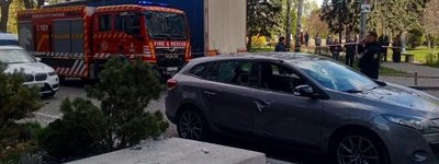У Києві уламки БпЛА впали на територію цвинтаря