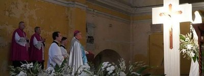 У Львові римо-католики вперше за 80 років помолилися в закинутому костелі на території заводу