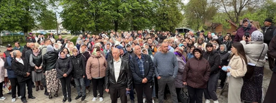 На Волині агресивні прихильники УПЦ МП зірвали збори громади щодо переходу до ПЦУ