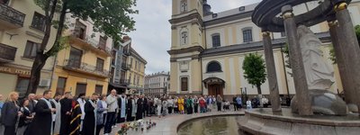 В Івано-Франківську відбулася спільна молитва на вервиці за матерів і мир