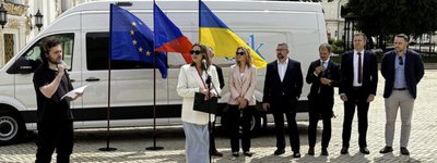 У заповіднику “Києво-Печерська лавра” представили мобільну лабораторію цифровізації культурної спадщини ARK III