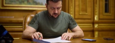 Зеленський підписав закон про військовий прощальний ритуал для захисників, оголошених судом померлими