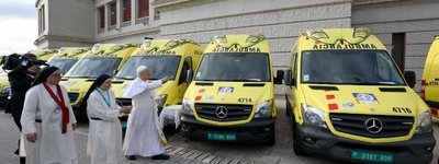 Папа Лев XIV освятив гуманітарну допомогу для України