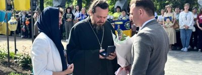 На Житомирщині священик УПЦ МП отримав відзнаку за свого загиблого на війні сина