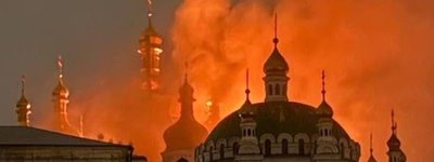Коли руйнуються церкви, янголи виходять до міста