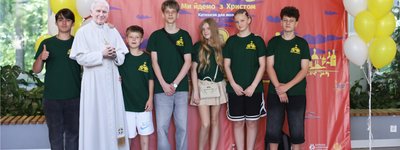 Фото на пам'ять зі святим Папою