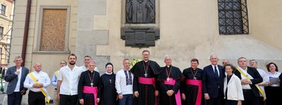 Папський нунцій прибув до Львова на урочистості з нагоди 25-річчя історичного візиту Папи Івана Павла ІІ