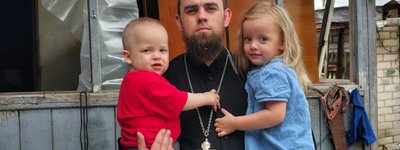 Ворожі безпілотники пошкодили будинок священика УПЦ МП у Павлограді