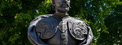 У Києво-Печерській лаврі встановили погруддя Івана Мазепи