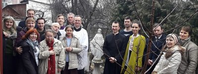 Перший російськомовний священик-лефеврист возить гуманітарку до "ДНР" і вважається там "своїм", - ЗМІ