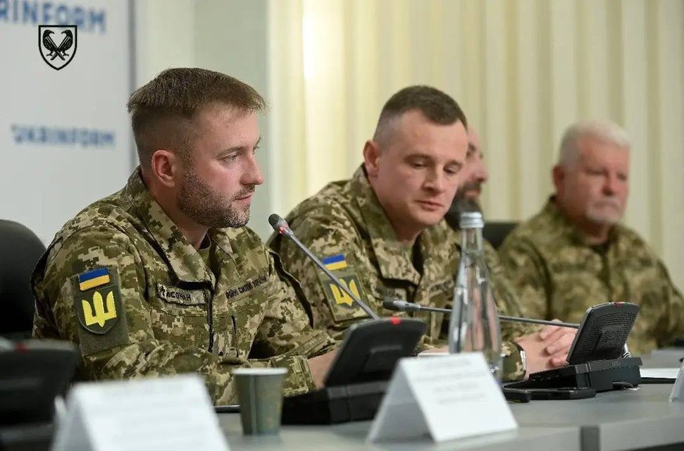 Доповідає заступник начальника Служби військового капеланства  Ростислав Височан - фото 159666