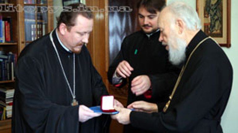 UOC-MP Primate Conferred Church Awards on Belarus Exarchate Delegation - фото 1